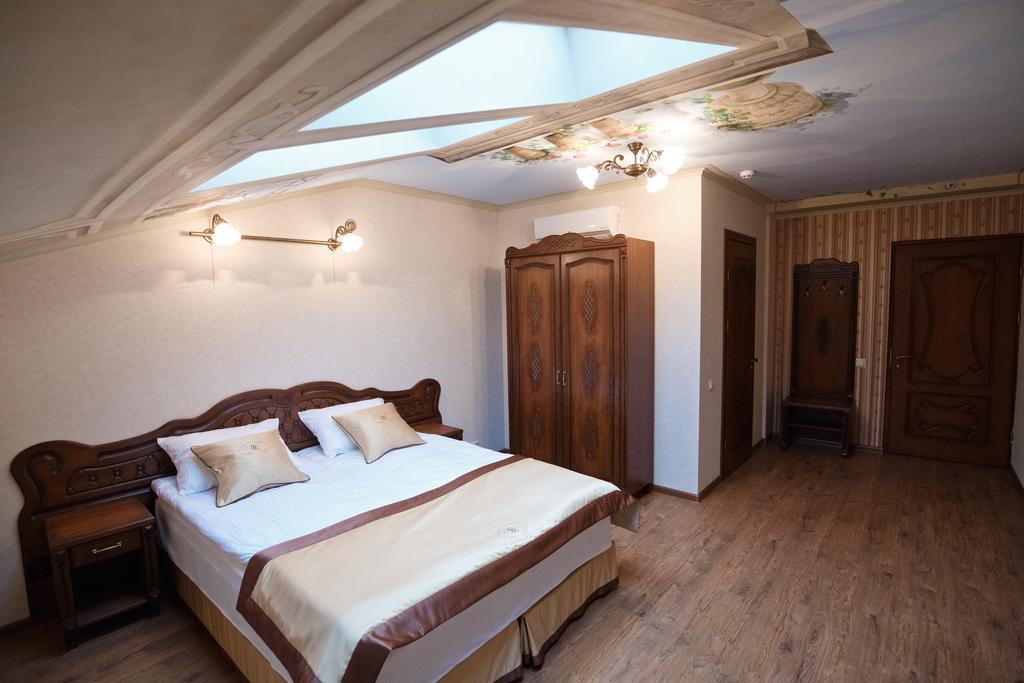 Mini-Hotel Guest House Inn Lviv Exterior foto